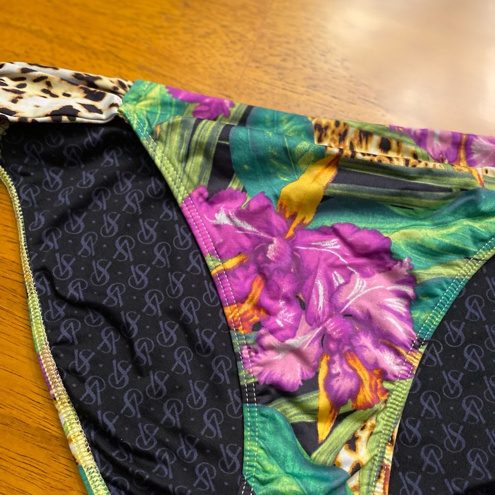 VS Bathing Suit - Picture 4 of 5
